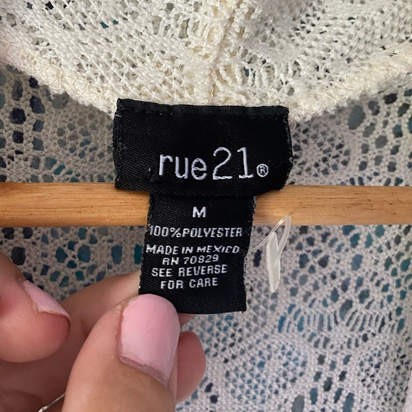 Floral Lace 3/4 Sleeve Cardigan - Picture 3 of 5